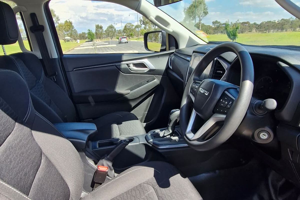 2023 Isuzu D-MAX LS-M 4X4