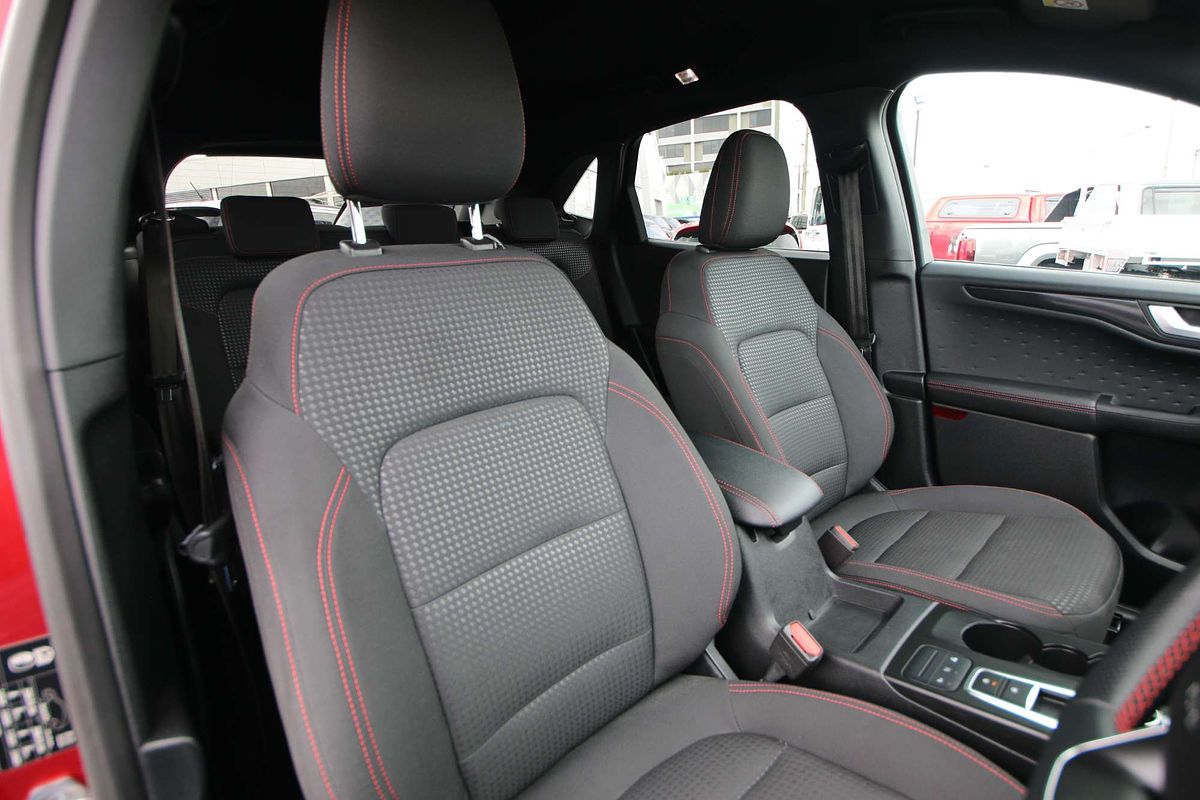 2020 Ford Escape ST-Line ZH