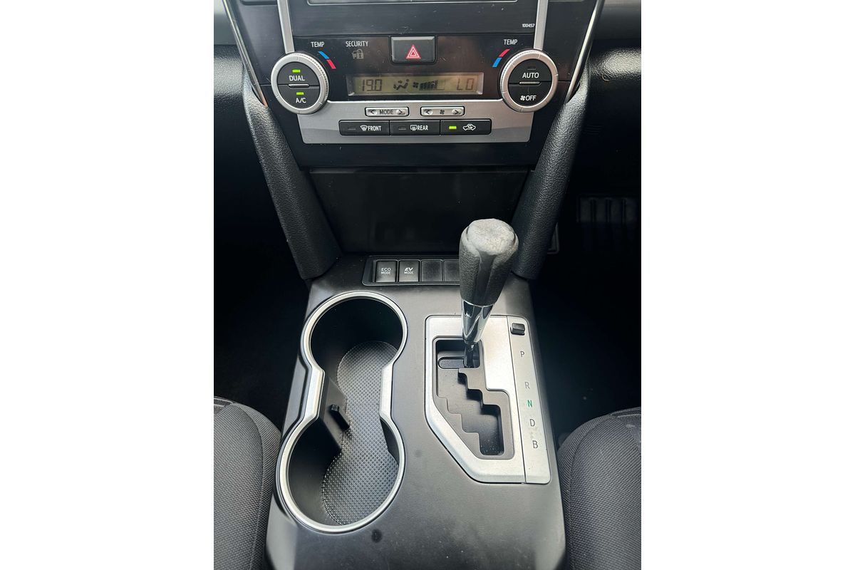 2016 Toyota Camry Atara S AVV50R