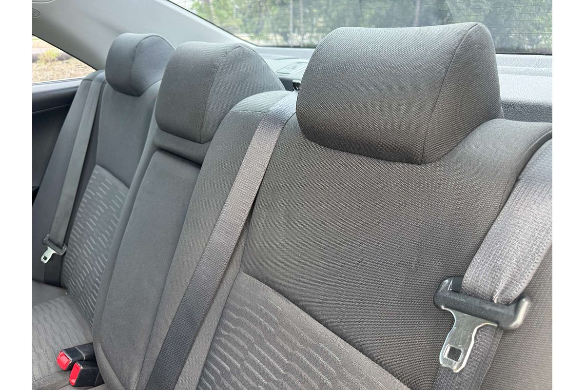 2016 Toyota Camry Atara S AVV50R