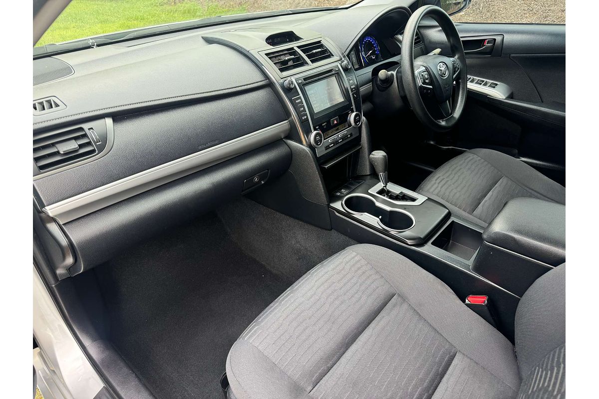 2016 Toyota Camry Atara S AVV50R