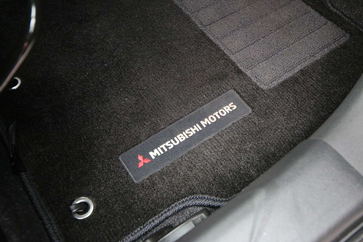2022 Mitsubishi ASX MR XD