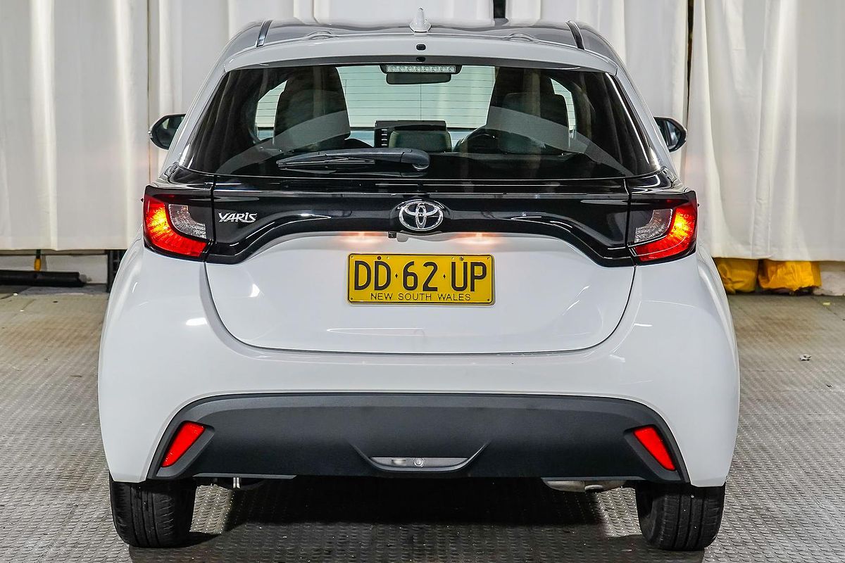 2022 Toyota Yaris Ascent Sport MXPA10R