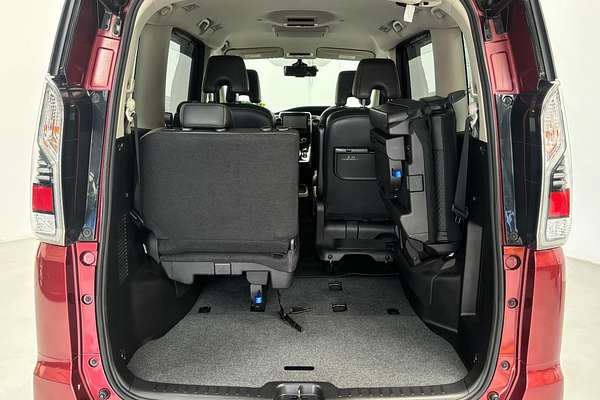 2018 Nissan Serena Hybrid e-Power Highway Star HFC27