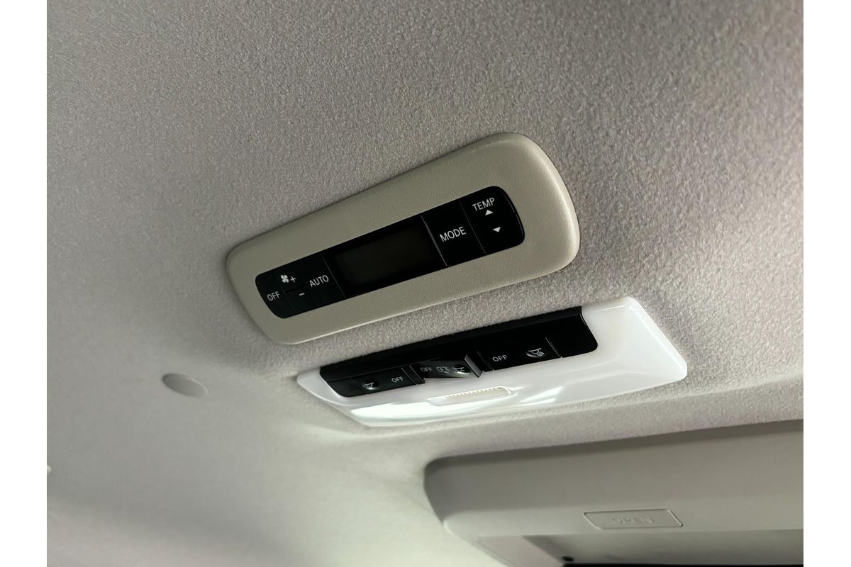2018 Nissan Serena Hybrid e-Power Highway Star HFC27