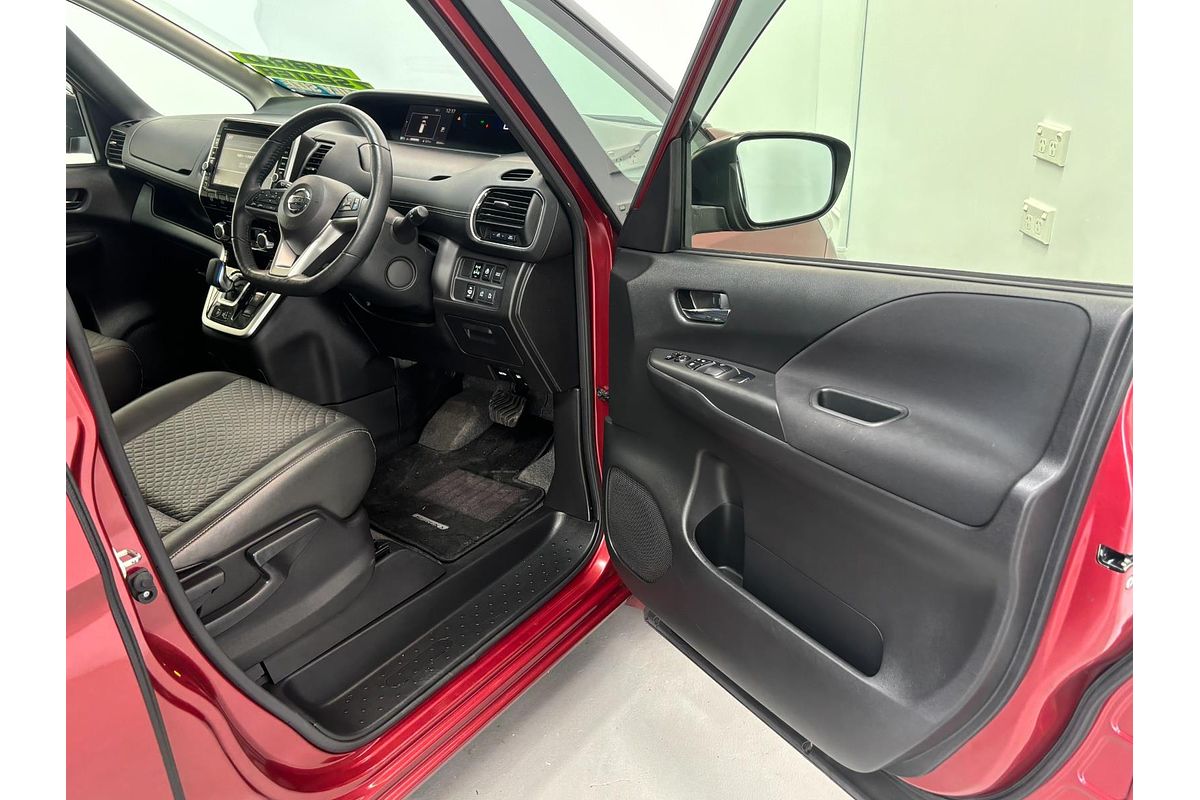 2018 Nissan Serena Hybrid e-Power Highway Star HFC27