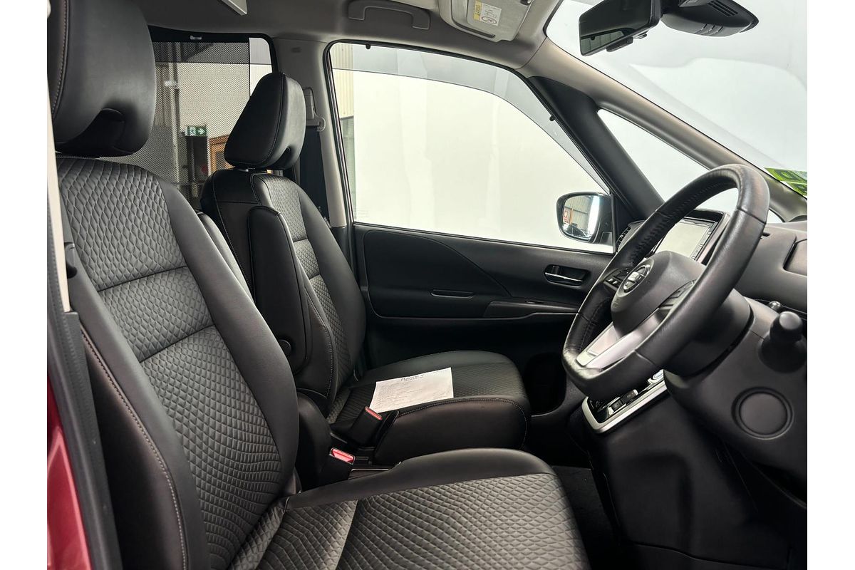 2018 Nissan Serena Hybrid e-Power Highway Star HFC27