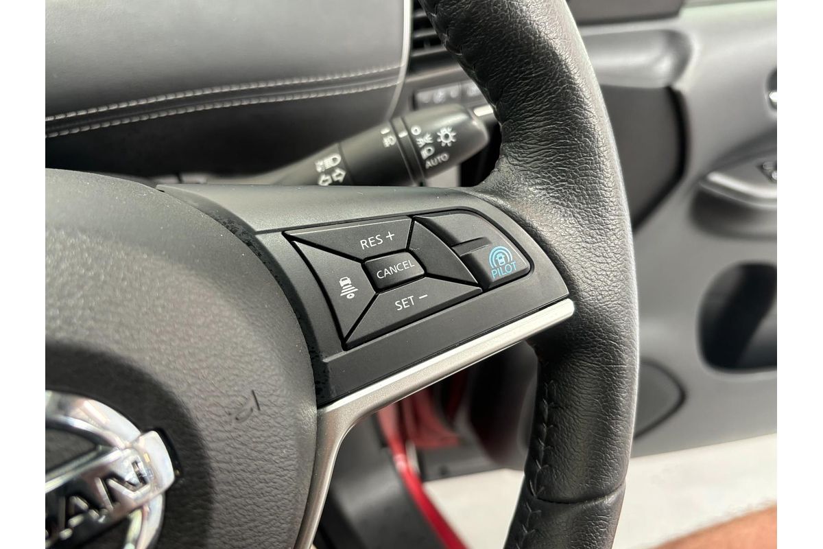 2018 Nissan Serena Hybrid e-Power Highway Star HFC27