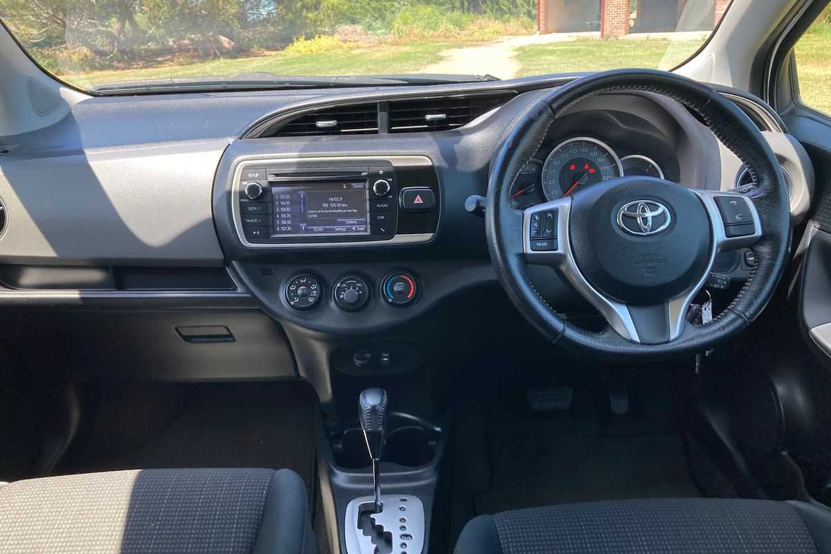 2015 Toyota YARIS SX NCP131R