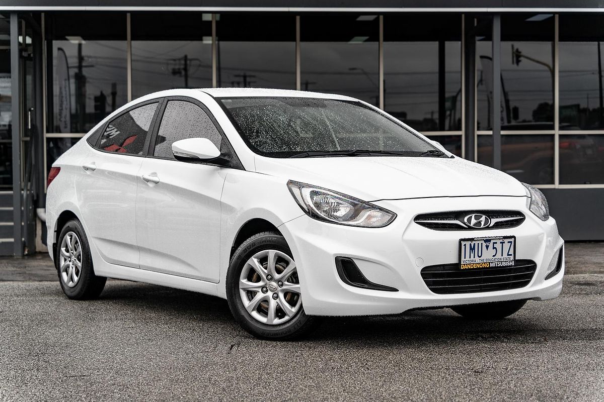 2014 Hyundai Accent Active RB2