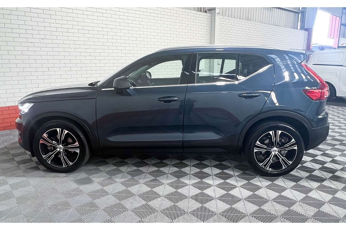 2021 Volvo XC40 T4 Inscription
