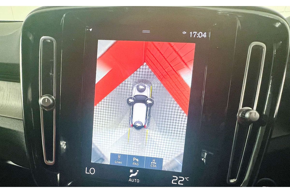 2021 Volvo XC40 T4 Inscription