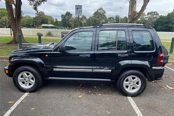 2005 Jeep Cherokee Limited KJ