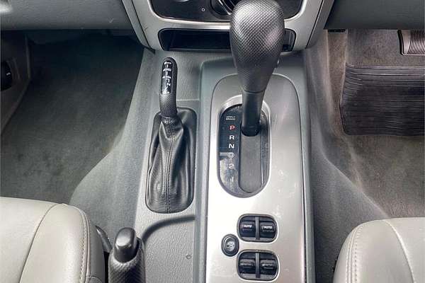 2005 Jeep Cherokee Limited KJ