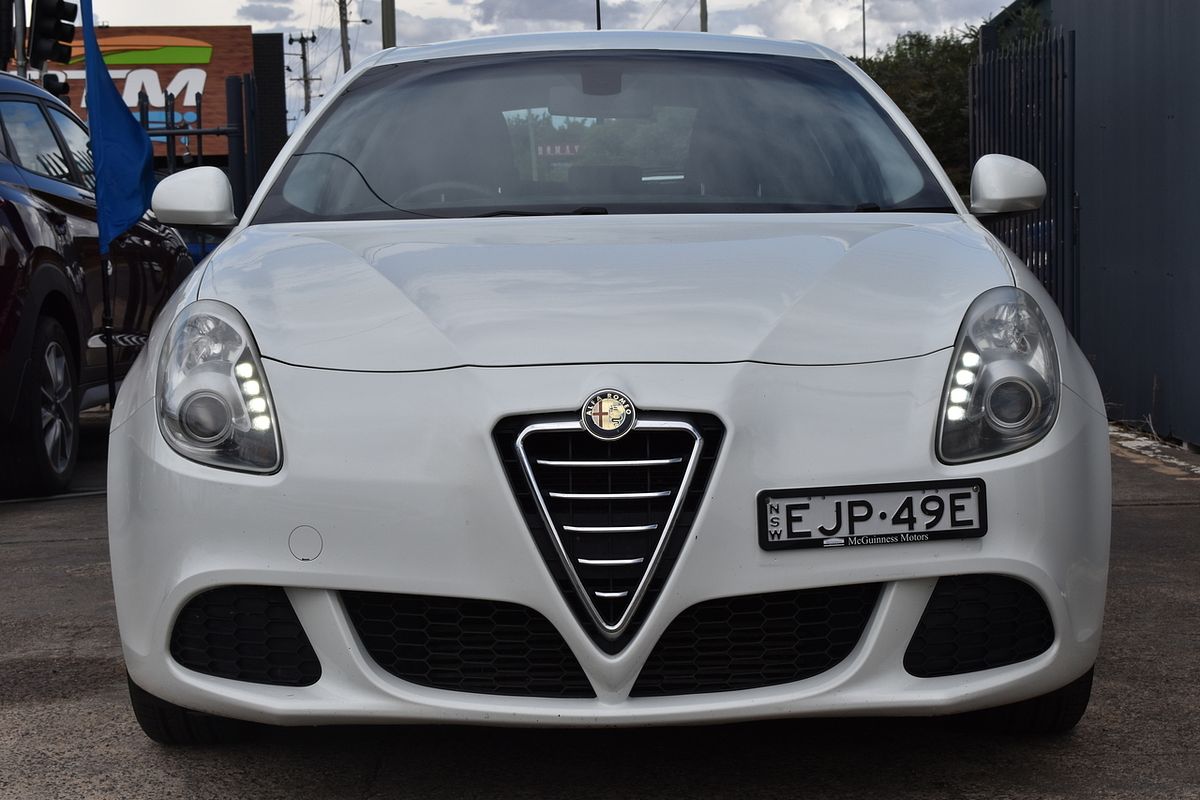 2013 Alfa Romeo Giulietta Progression Series 0