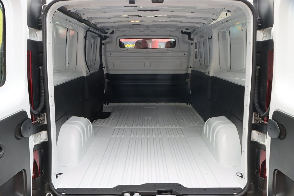 2024 Renault Trafic Pro X82 LWB