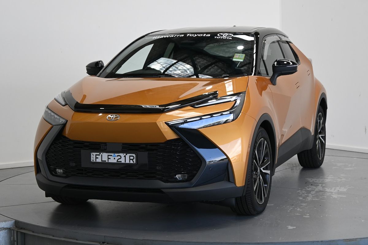 2024 Toyota C-HR hybrid 0M50880B0