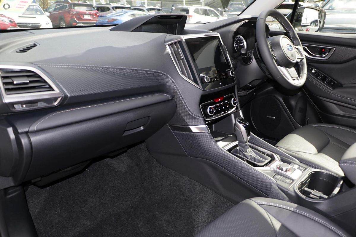 2023 Subaru Forester Hybrid S S5