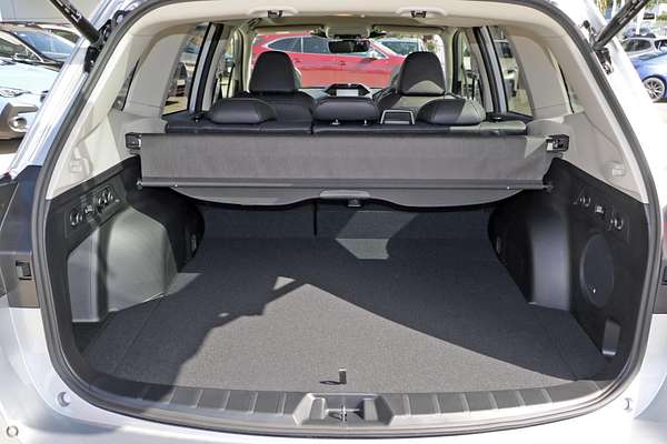 2023 Subaru Forester Hybrid S S5