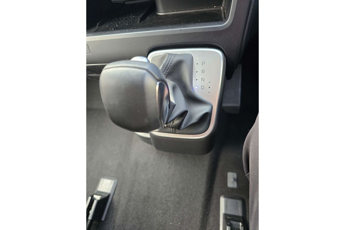 2022 Hyundai STARIA LOAD US4.V1