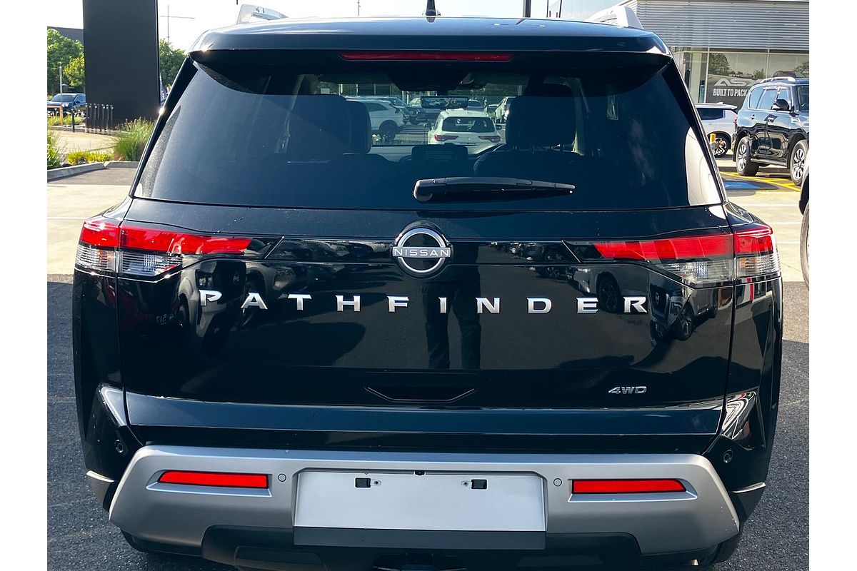 2023 Nissan Pathfinder Ti-L R53