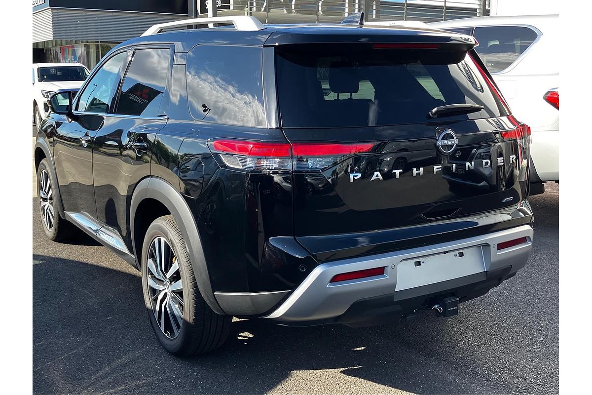 2023 Nissan Pathfinder Ti-L R53