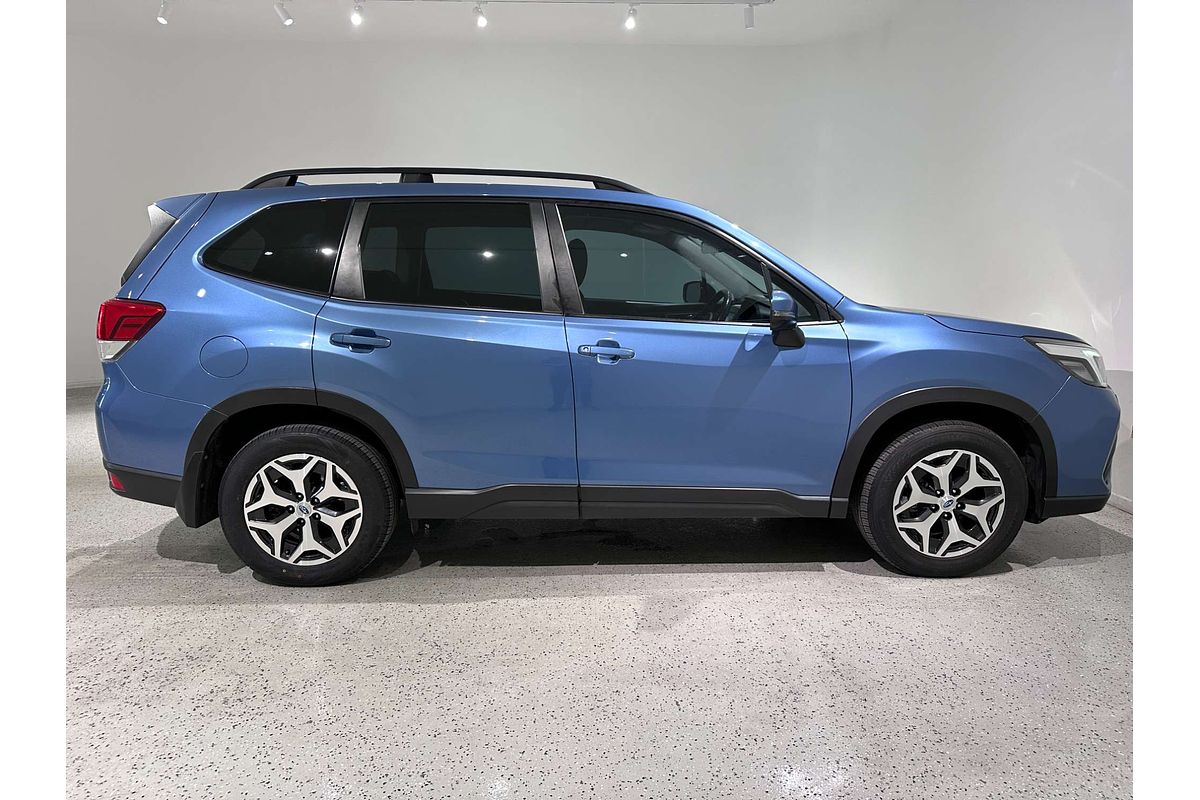 2021 Subaru Forester 2.5i S5