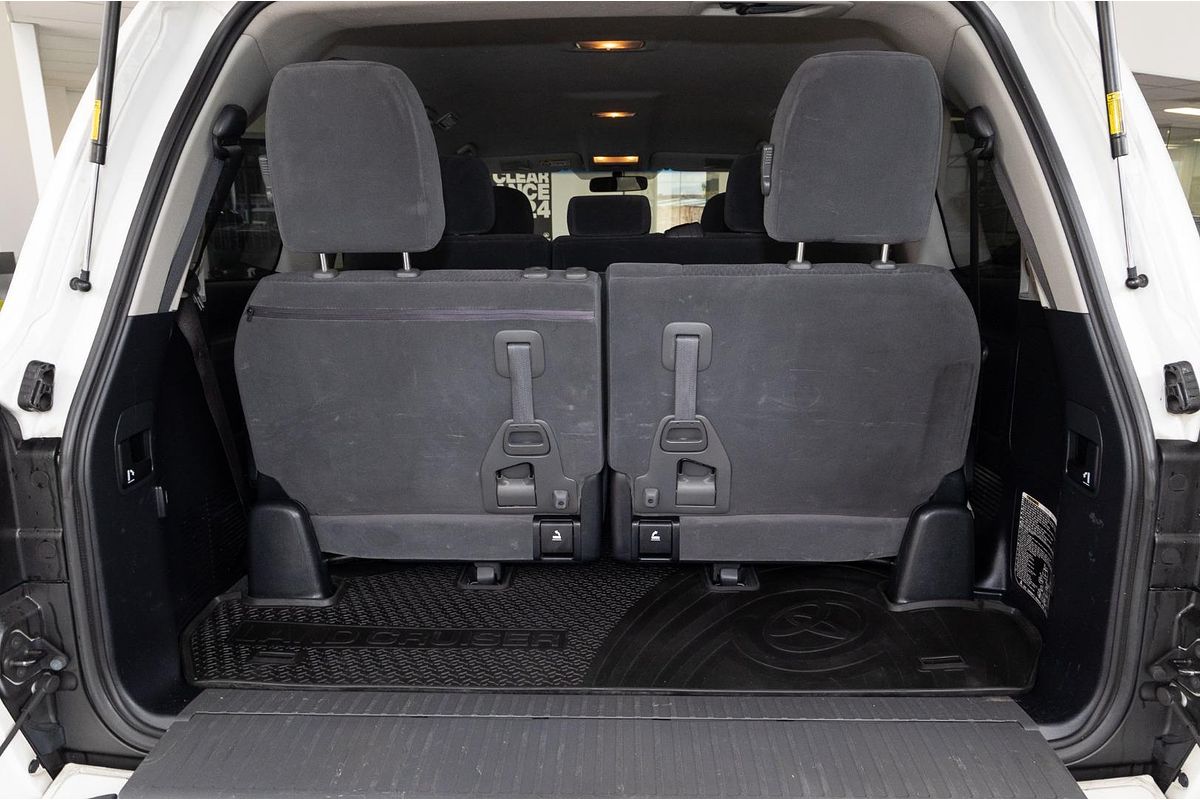 2014 Toyota Landcruiser GXL VDJ200R