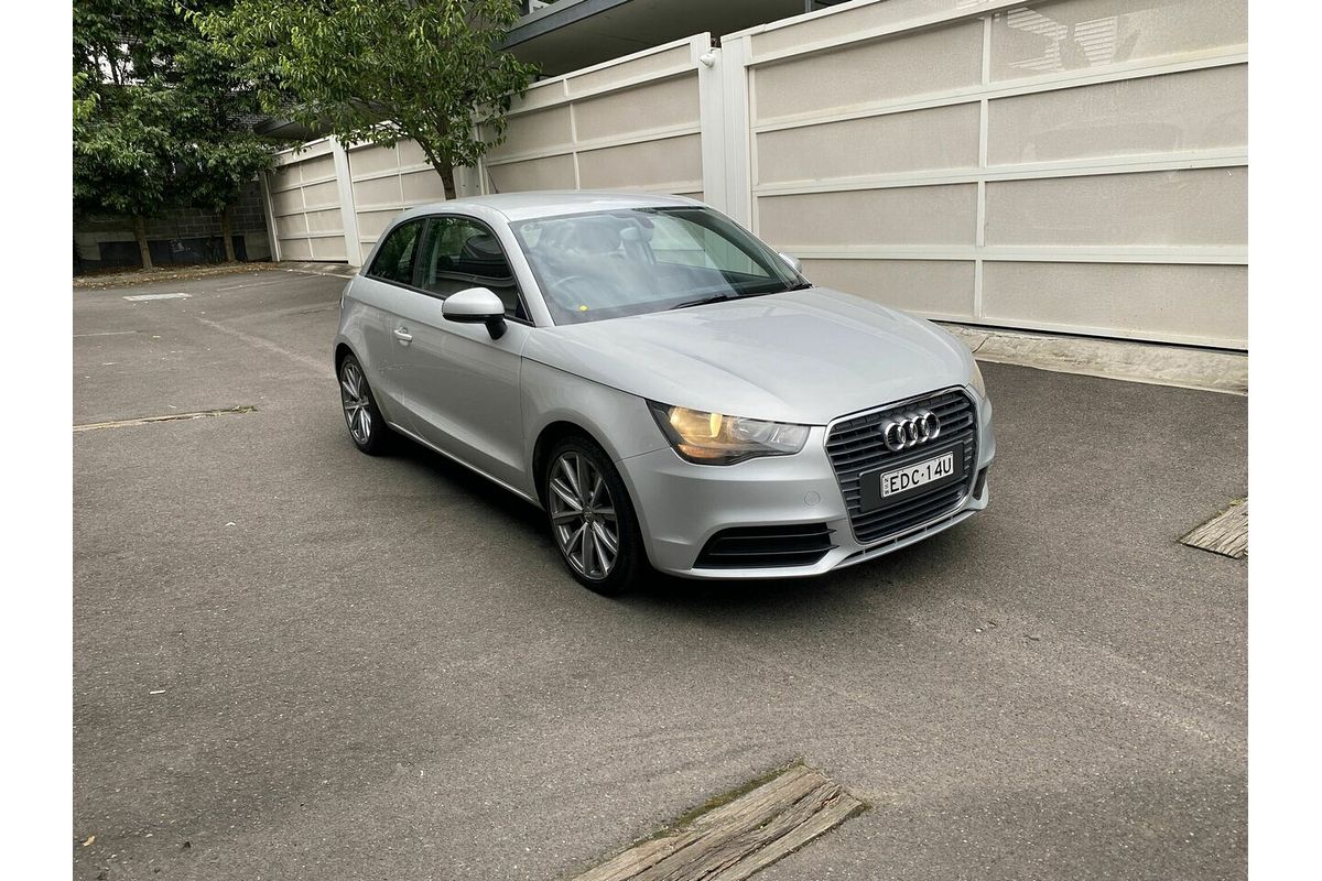 2011 Audi A1 Attraction 8X