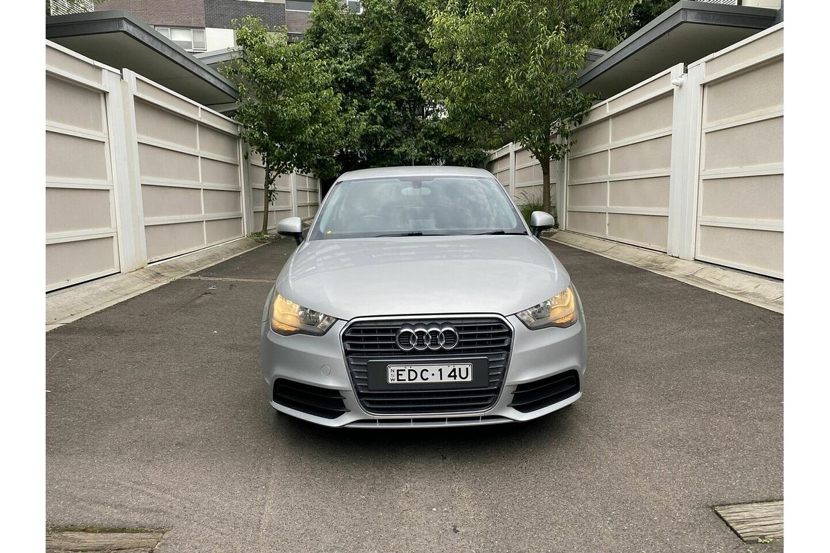 2011 Audi A1 Attraction 8X