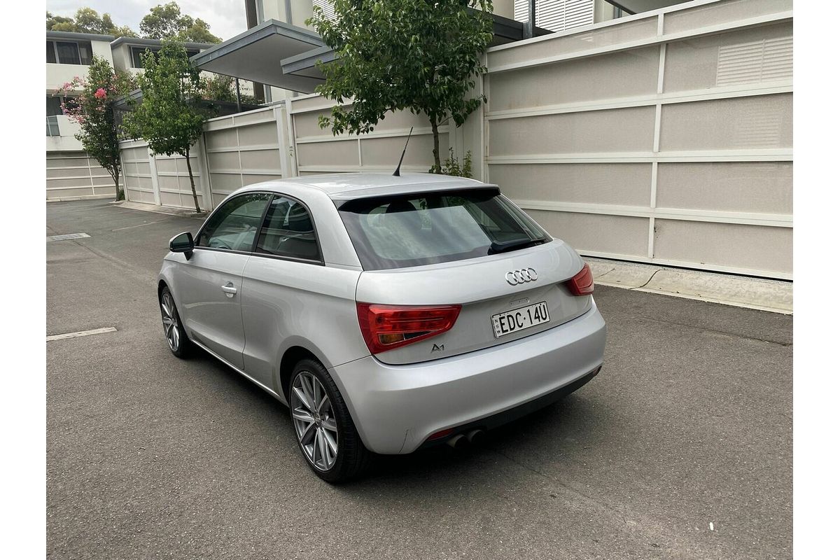 2011 Audi A1 Attraction 8X
