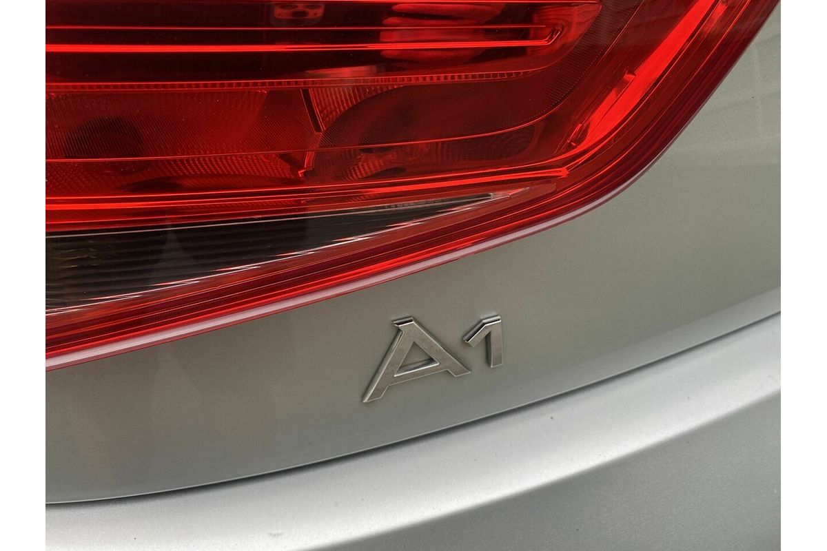 2011 Audi A1 Attraction 8X