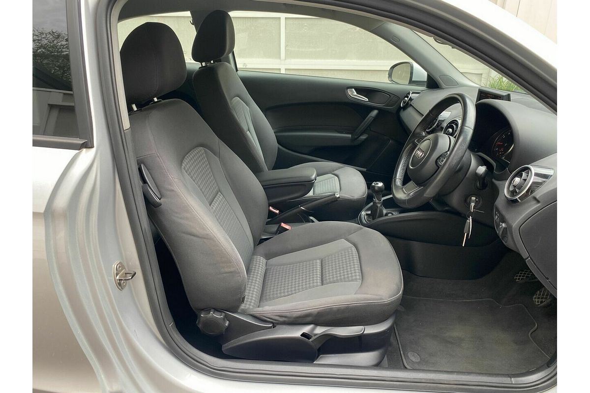 2011 Audi A1 Attraction 8X