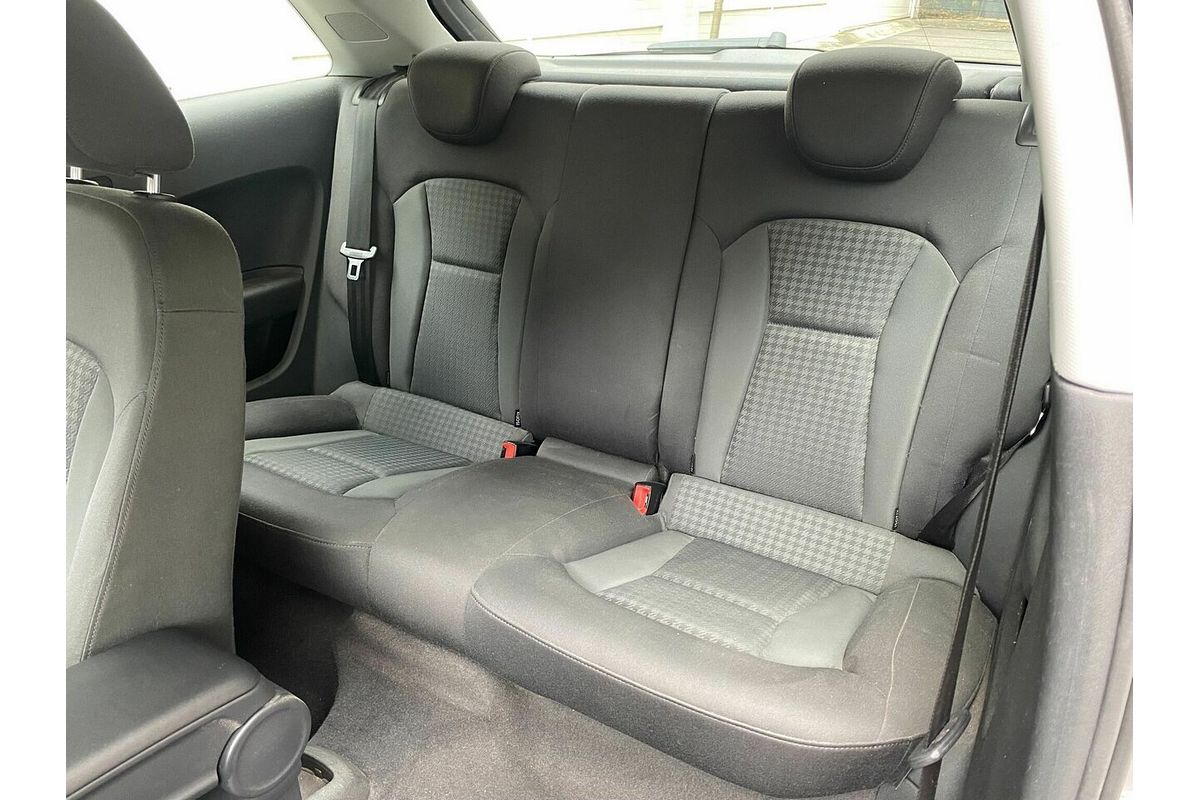 2011 Audi A1 Attraction 8X