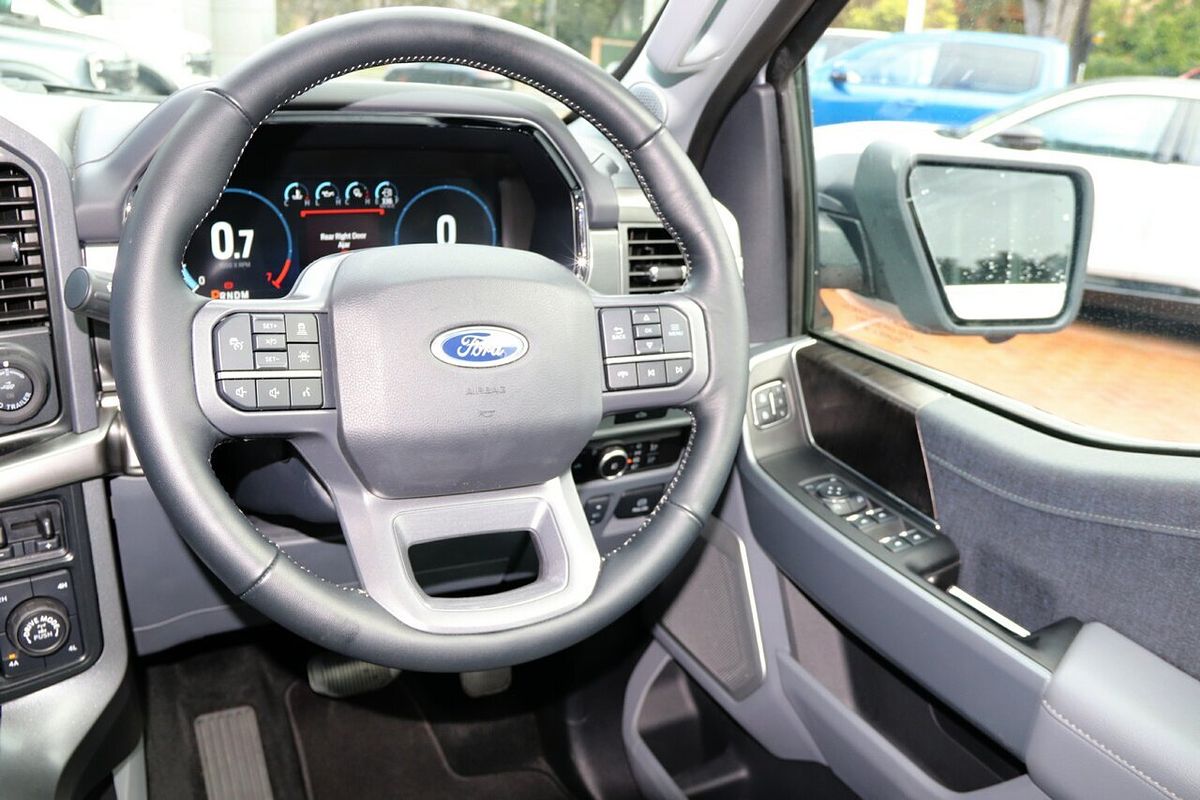 2023 Ford F-150 Lariat 4X4 LWB