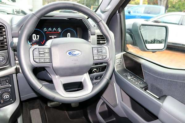 2023 Ford F-150 Lariat 4X4 LWB