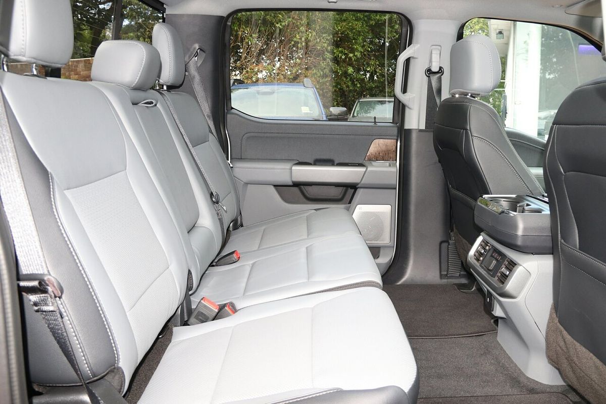 2023 Ford F-150 Lariat 4X4 LWB