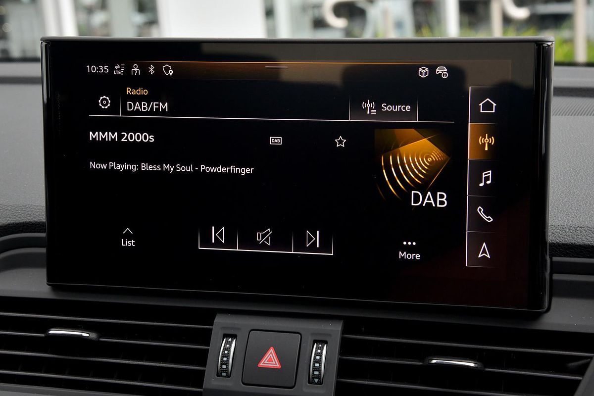 2024 Audi Q5 45 TFSI Sport FY