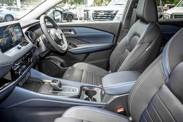 2024 Nissan QASHQAI ST-L J12