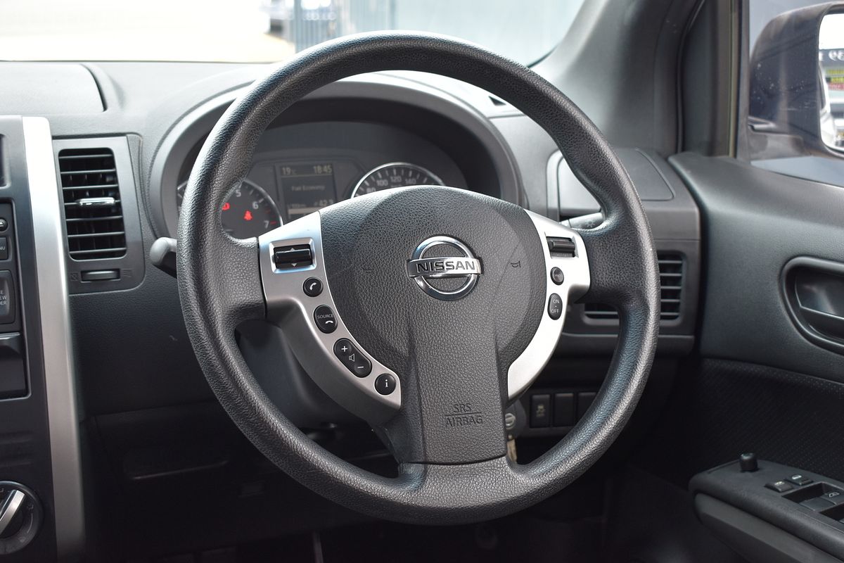 2010 Nissan X-TRAIL ST T31