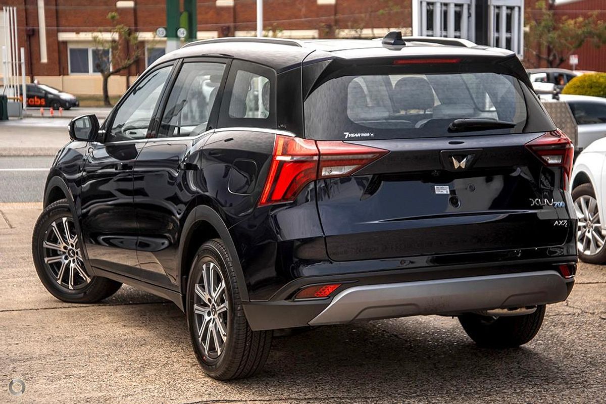 2024 Mahindra XUV700 Black Edition