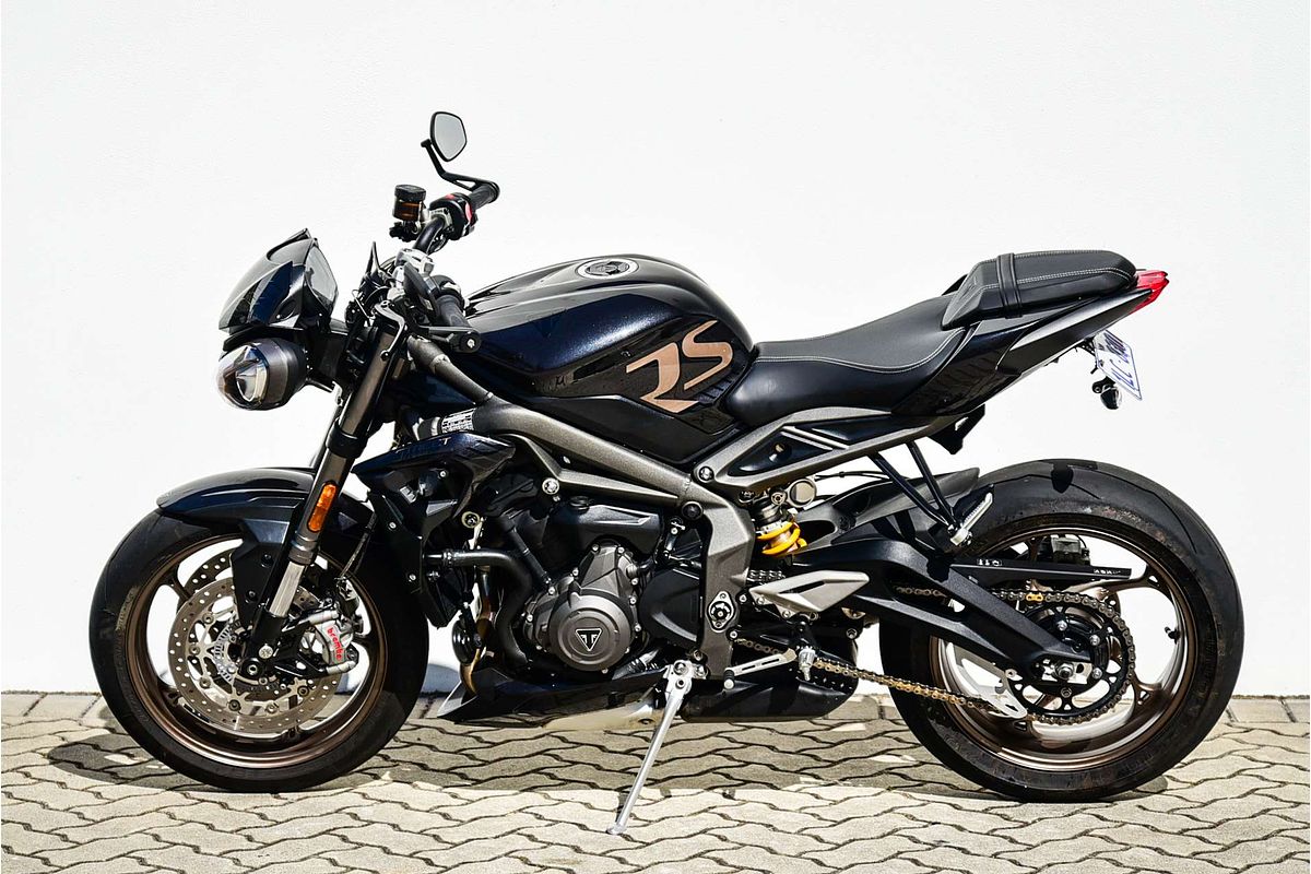 2022 Triumph STREET TRIPLE R S