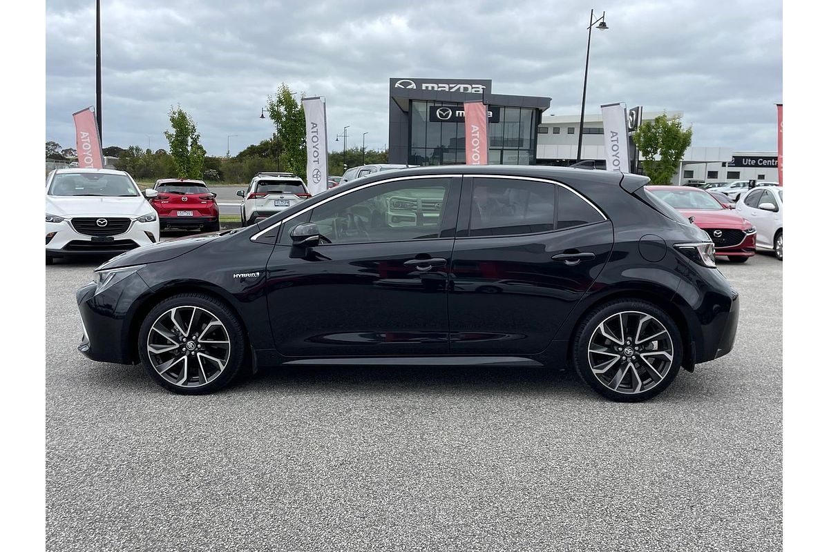 2019 Toyota Corolla ZR Hybrid ZWE211R