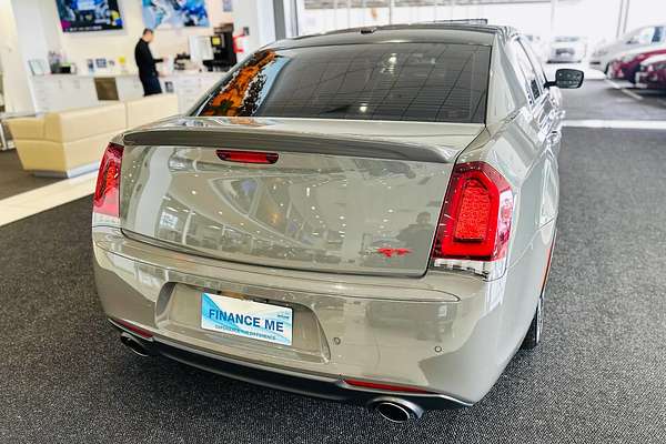 2018 Chrysler 300 SRT Hyperblack LX