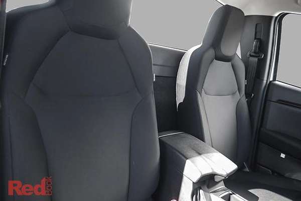 2024 Isuzu D-MAX SX High Ride Rear Wheel Drive