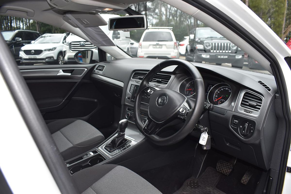 2015 Volkswagen Golf 92TSI 7