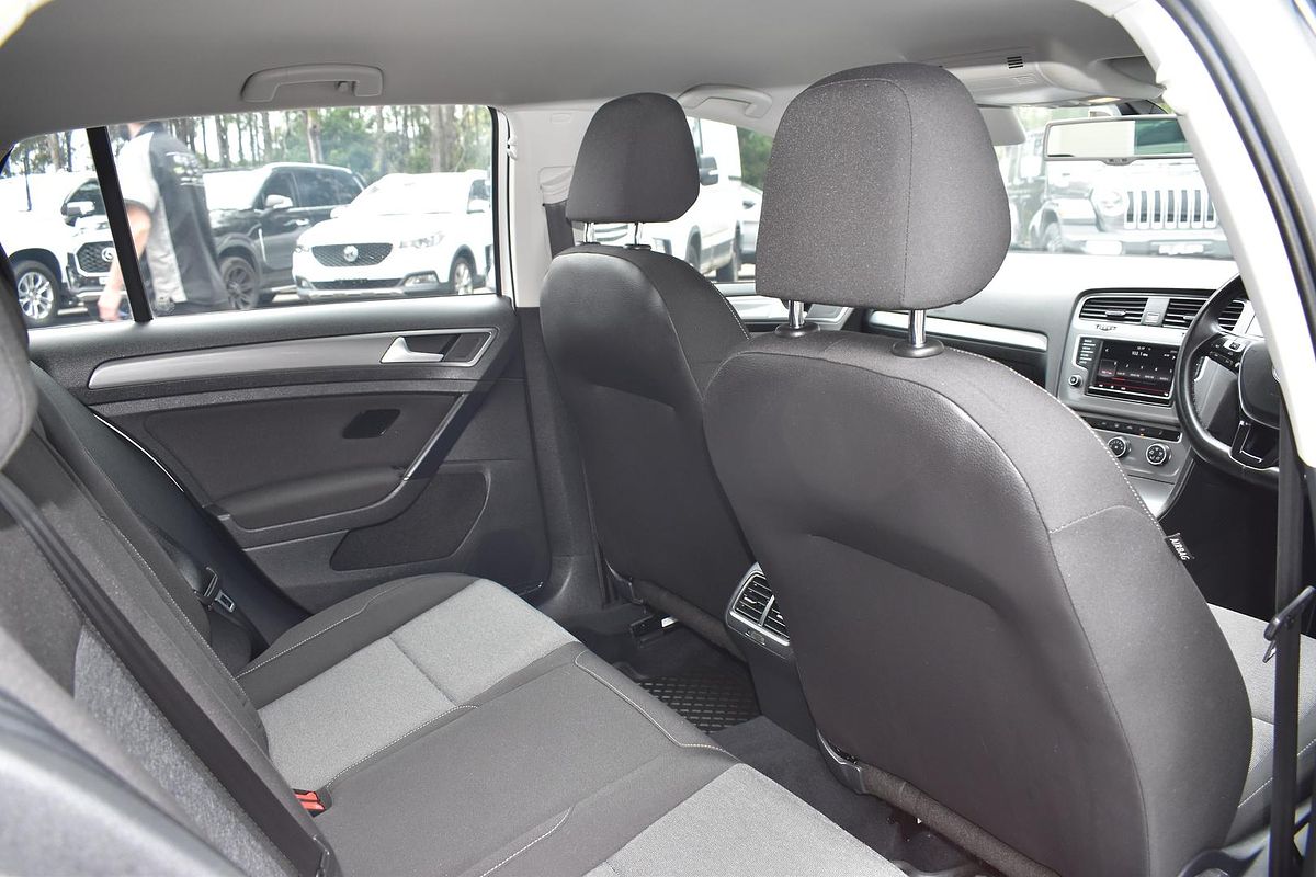 2015 Volkswagen Golf 92TSI 7