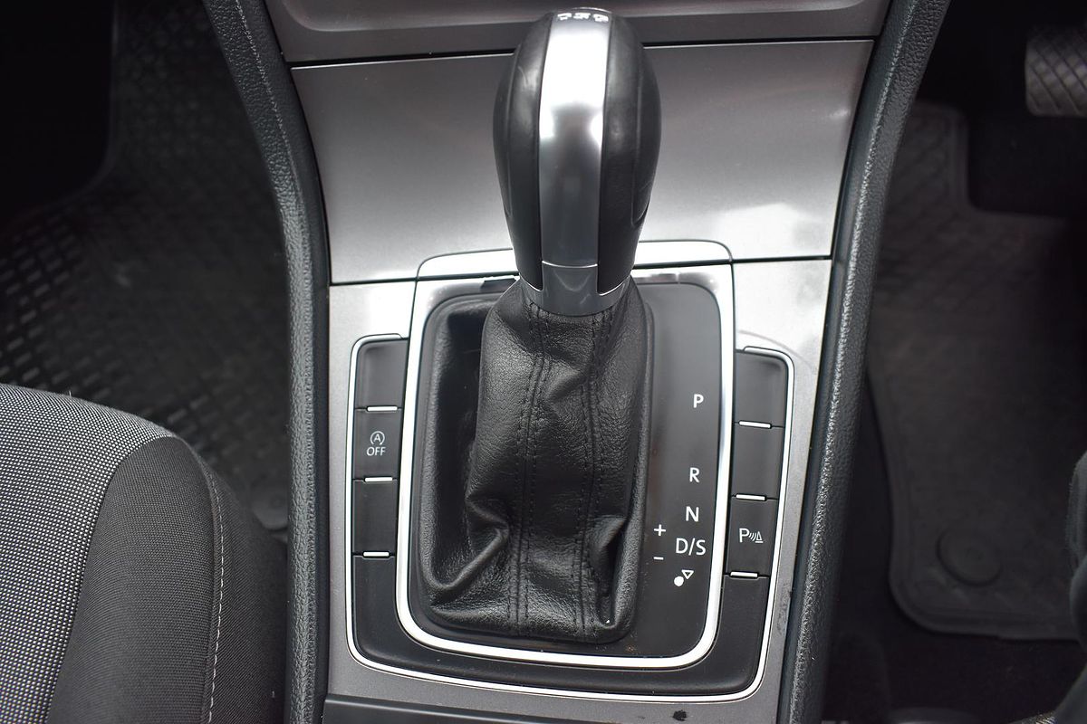 2015 Volkswagen Golf 92TSI 7