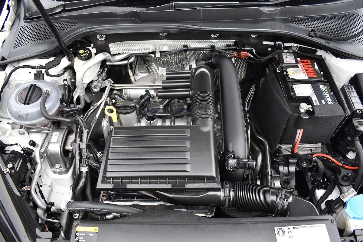 2015 Volkswagen Golf 92TSI 7
