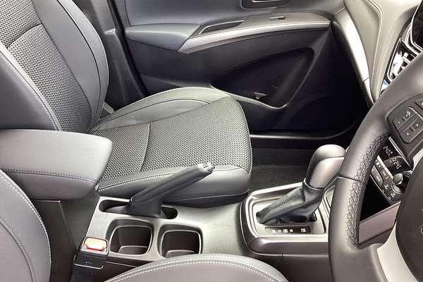 2024 Suzuki S-Cross Plus JYB